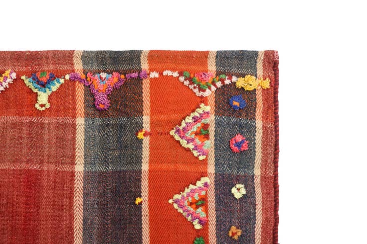 Detail image of 4' 10 x 7' 3 Jajim Rug