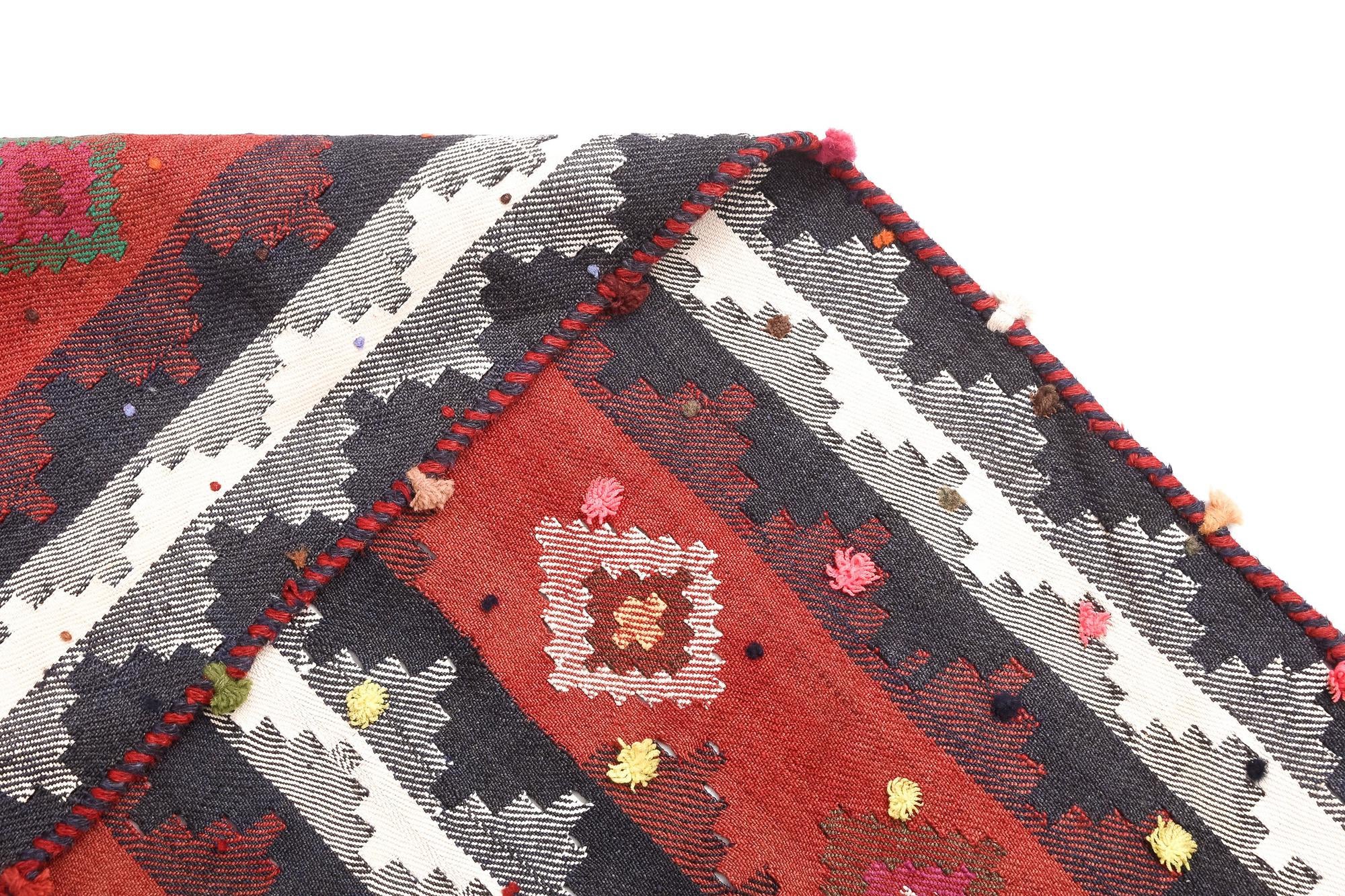 6' 4 x 7' Jajim Rug