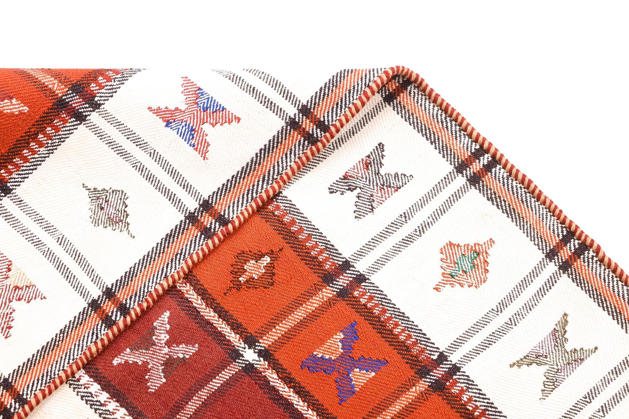 4' 11 x 6' 4 Jajim Rug
