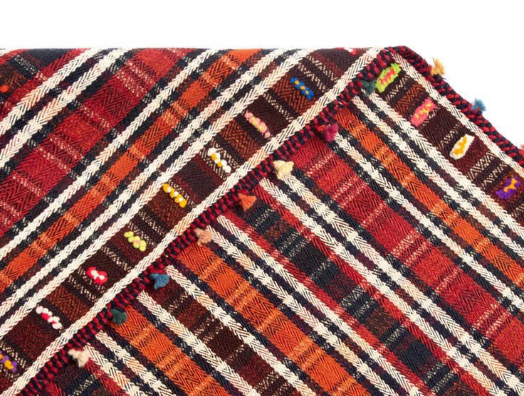 Detail image of 4' 10 x 7' Jajim Wool Rug