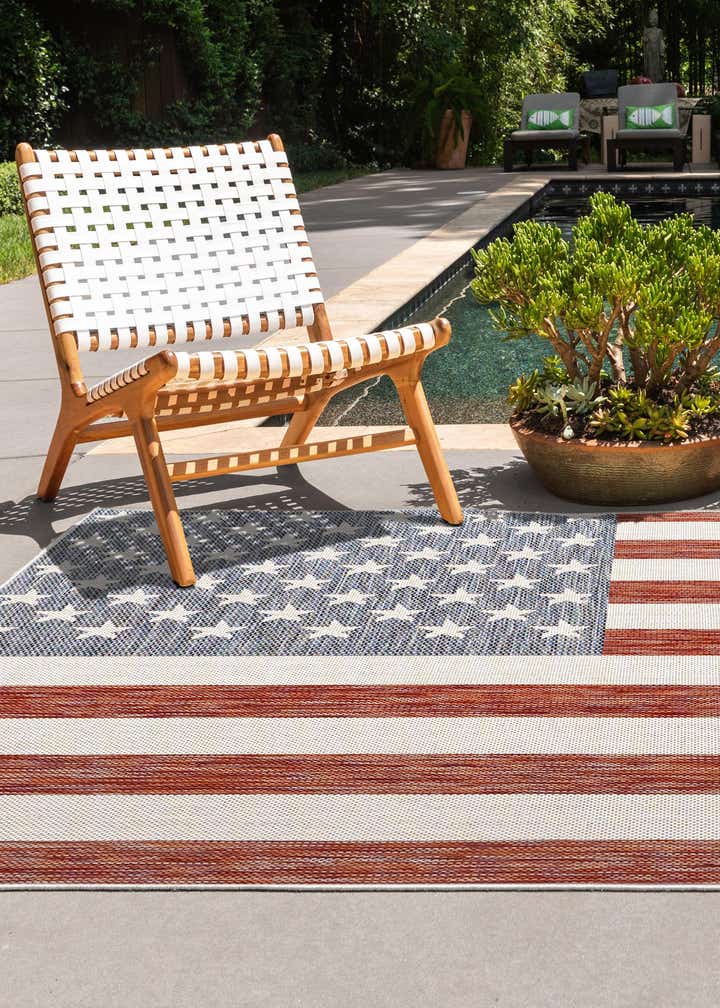 6' x 9' Easy-Clean Jill Zarin Indoor / Outdoor Rug