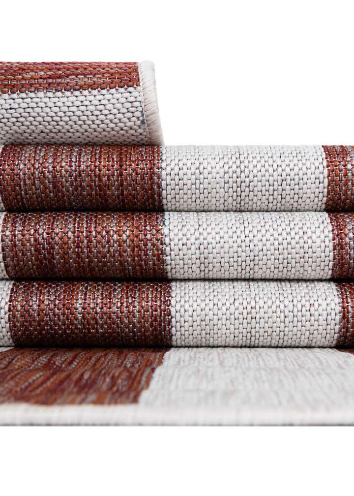 6' x 9' Easy-Clean Jill Zarin Indoor / Outdoor Rug