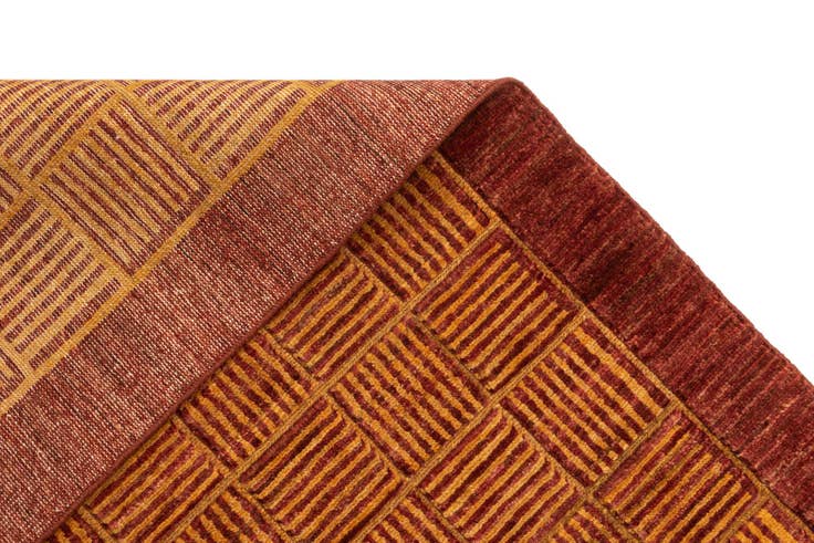 Detail image of 4' 7 x 6' 5 Juma Wool Rug