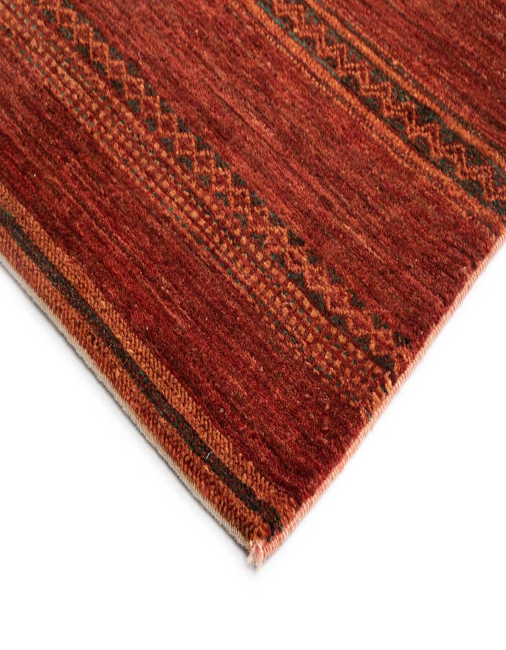 Detail image of 5' 1 x 8' 1 Juma Wool Rug