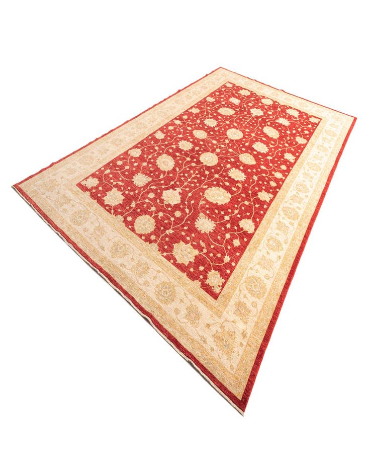 Detail image of 9' 11 x 16' 1 Kaizar Wool Rug