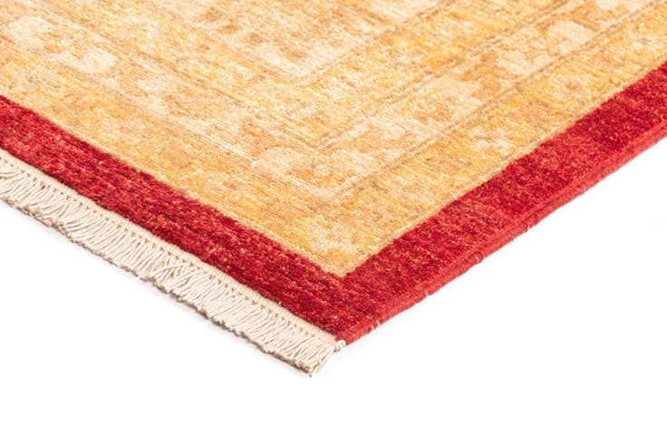 Detail image of 13' 2 x 17' 7 Kaizar Wool Rug