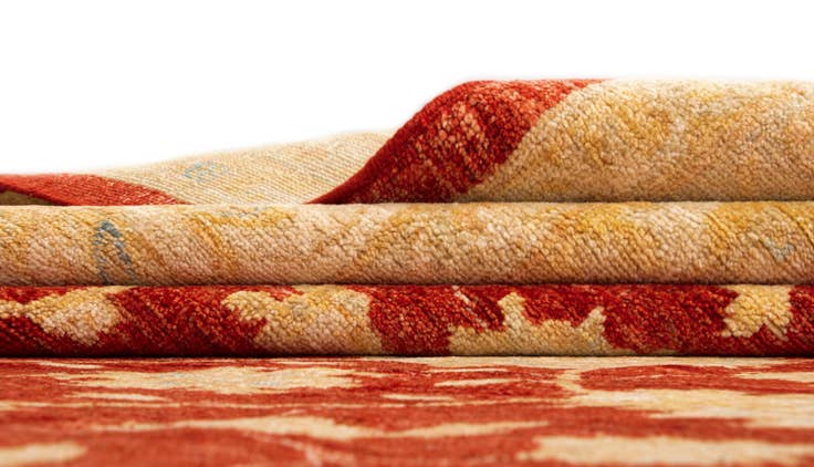 Detail image of 8' 2 x 10' Kaizar Wool Rug