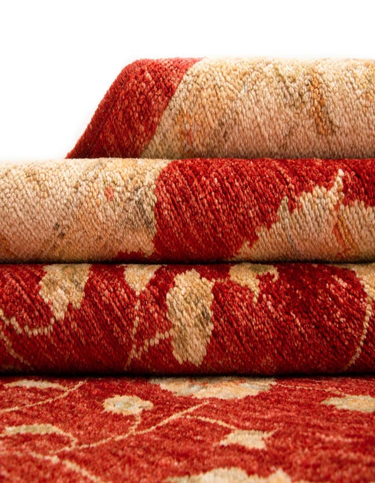 Detail image of 5' 9 x 7' 7 Kaizar Wool Rug
