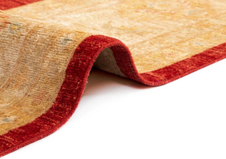 Detail image of 8' 10 x 12' 2 Kaizar Wool Rug