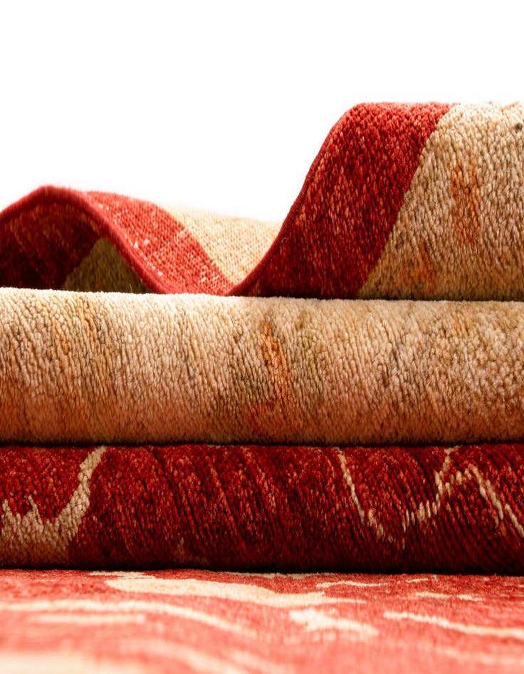 Detail image of 8' 10 x 11' 11 Kaizar Wool Rug