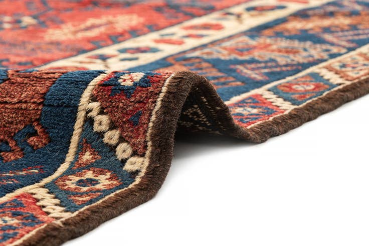 Detail image of 4' 2 x 6' 7 Hand Knotted Kars Wool Rug
