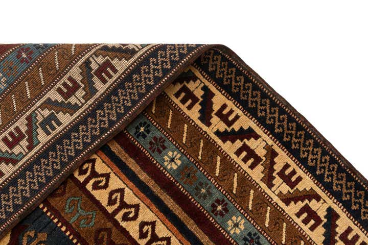 4' 9 x 7' 2 Hand Knotted Kars Wool Rug