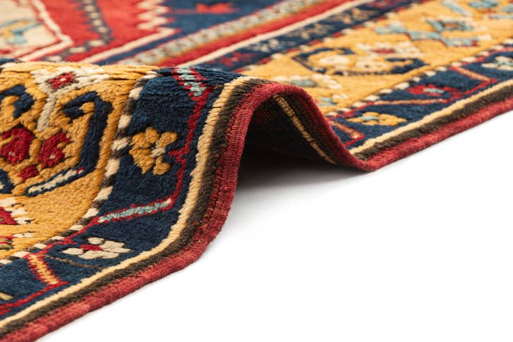 Detail image of 4' x 7' Hand Knotted Kars Wool Rug