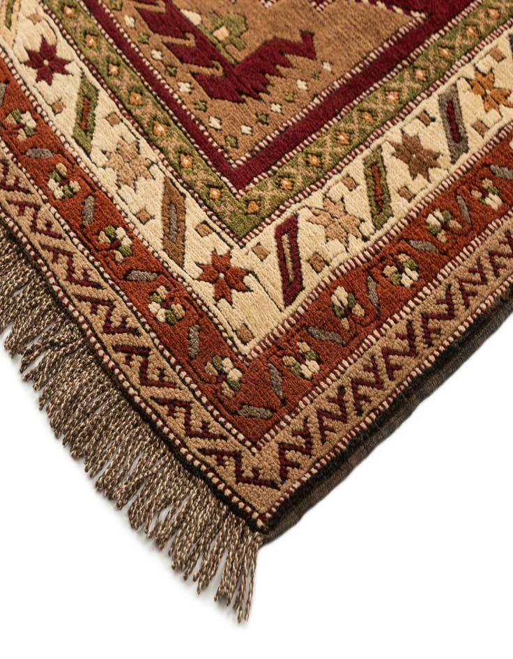 Detail image of 4' 10 x 7' 2 Kars Wool Rug