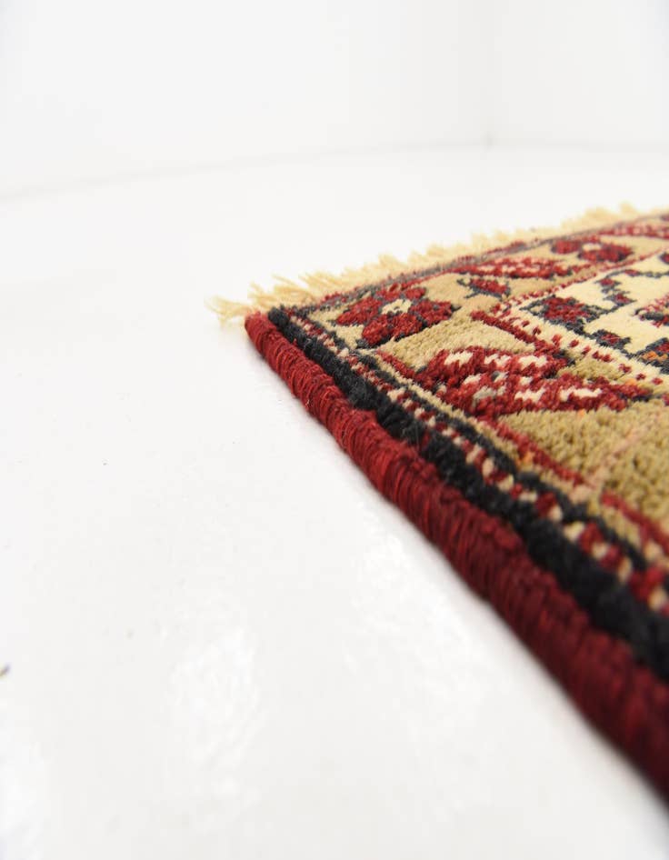 Detail image of 3' 3 x 6' 3 Hand Knotted Kars Oriental Wool Rug