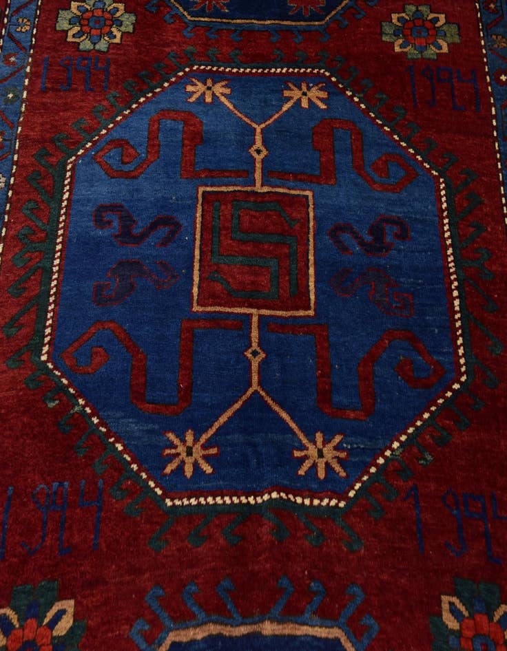 Detail image of 5' 4 x 9' 2 Hand Knotted Kars Wool Rug