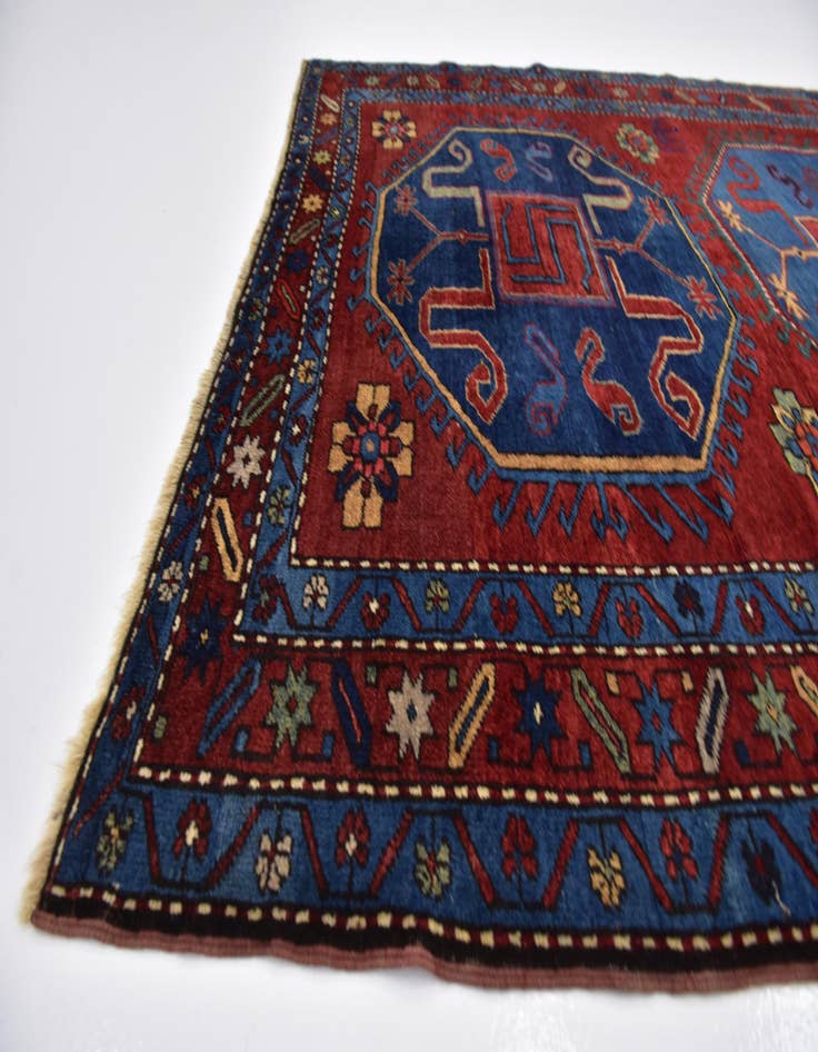Detail image of 5' 4 x 9' 2 Hand Knotted Kars Wool Rug