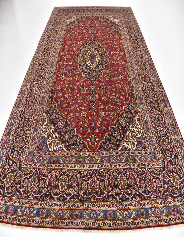 Detail image of 8' x 11' 7  Hand Knotted Kashan Persian Wool Rug