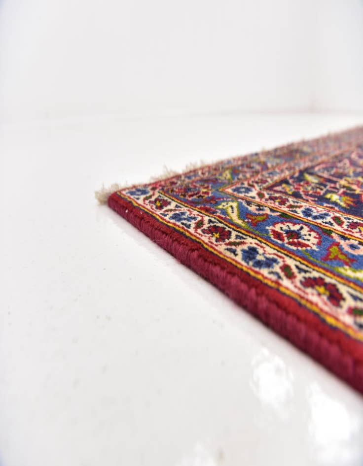 Detail image of 8' x 11' 7  Hand Knotted Kashan Persian Wool Rug