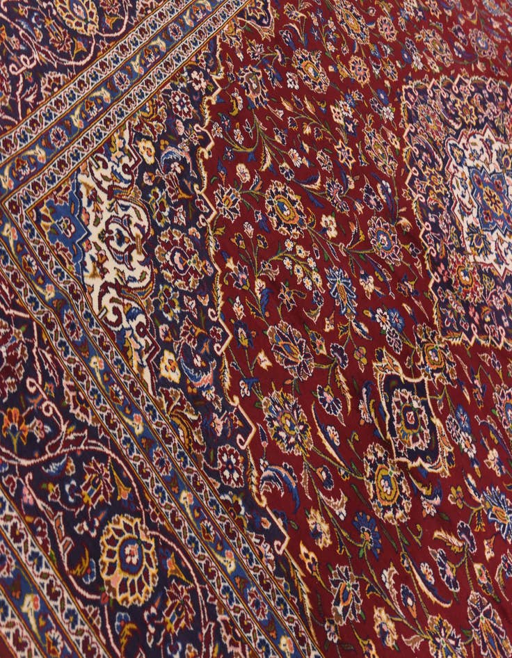 Detail image of 9' 10 x 13' 3  Hand Knotted Kashan Persian Wool Rug