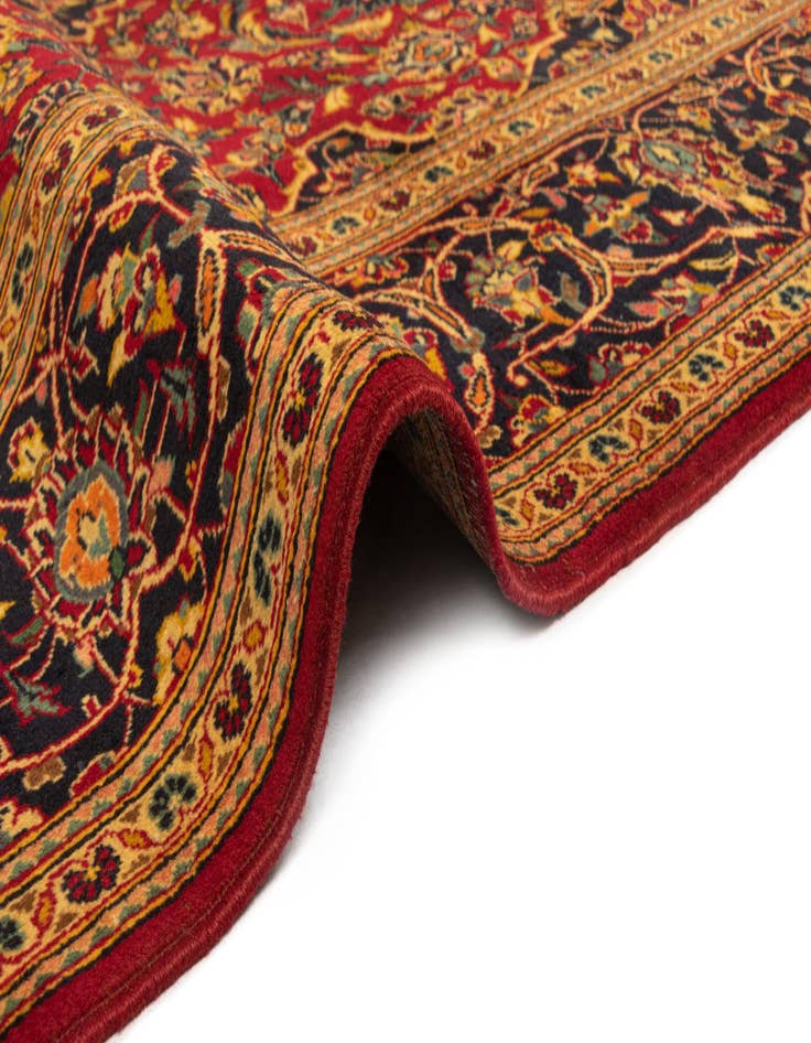 Detail image of 6' 7 x 9' 9 Kashan Wool Rug