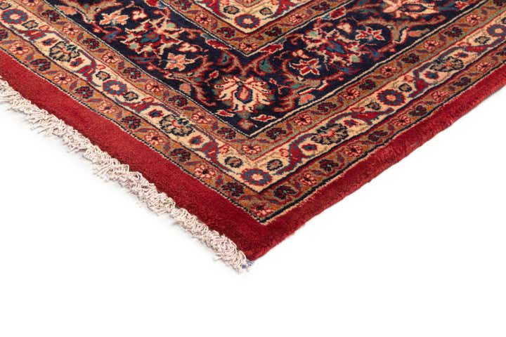 7' x 10' Kashan Wool Rug