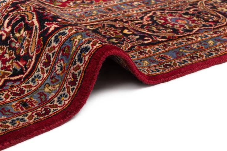 Detail image of 8' x 11' 4 Kashan Wool Rug