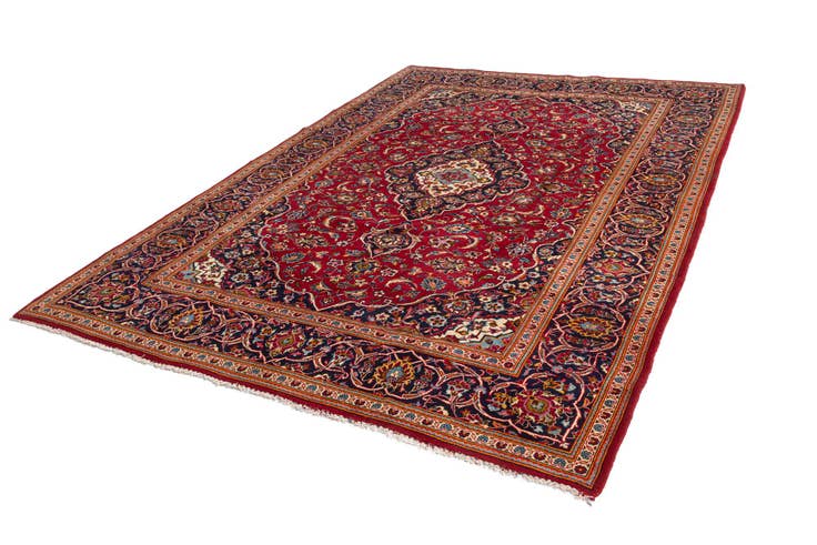 Detail image of 8' x 11' 9 Kashan Wool Rug