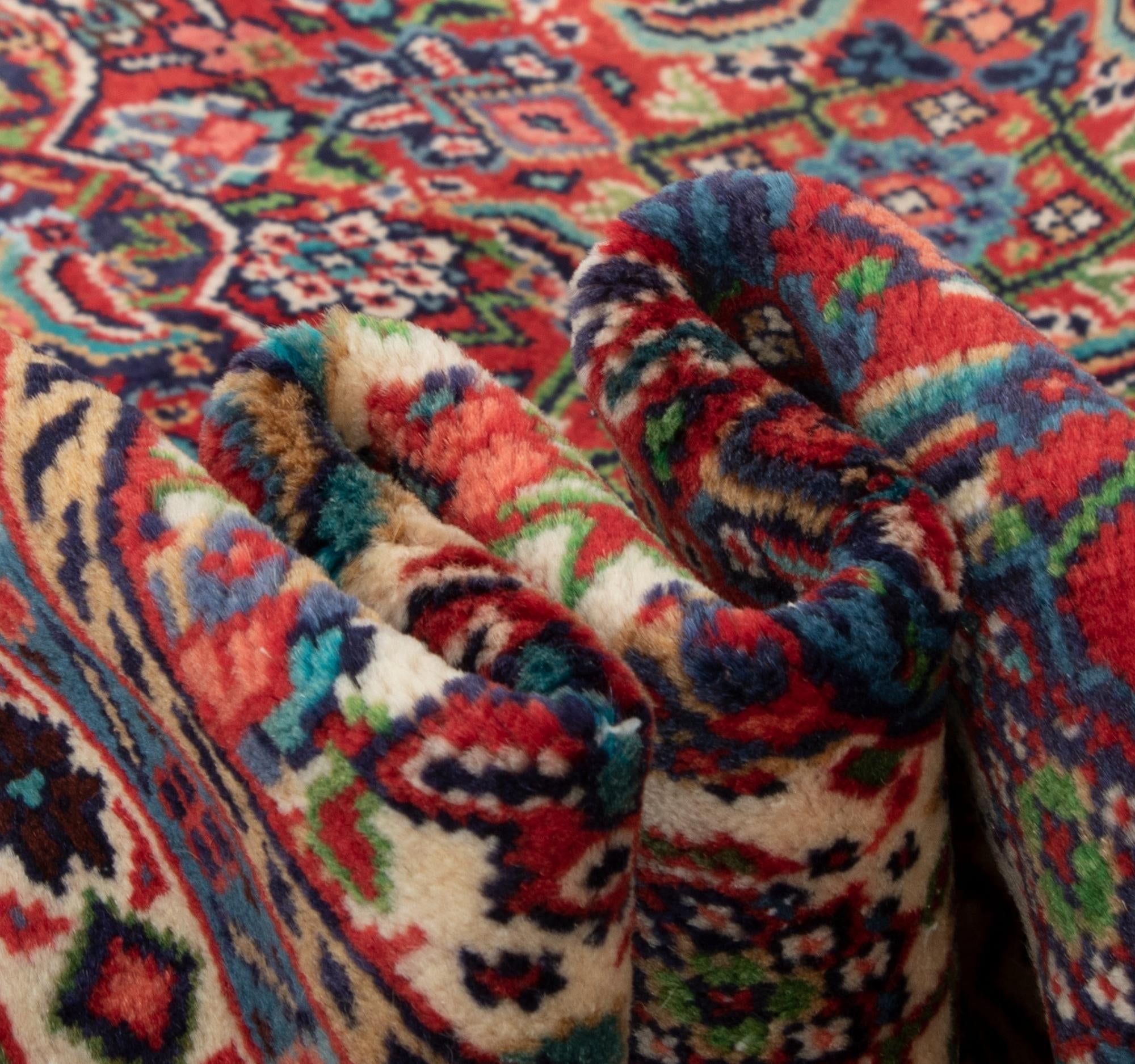 6' 11 x 10' 8 Hand Knotted Kashan Persian Wool Rug