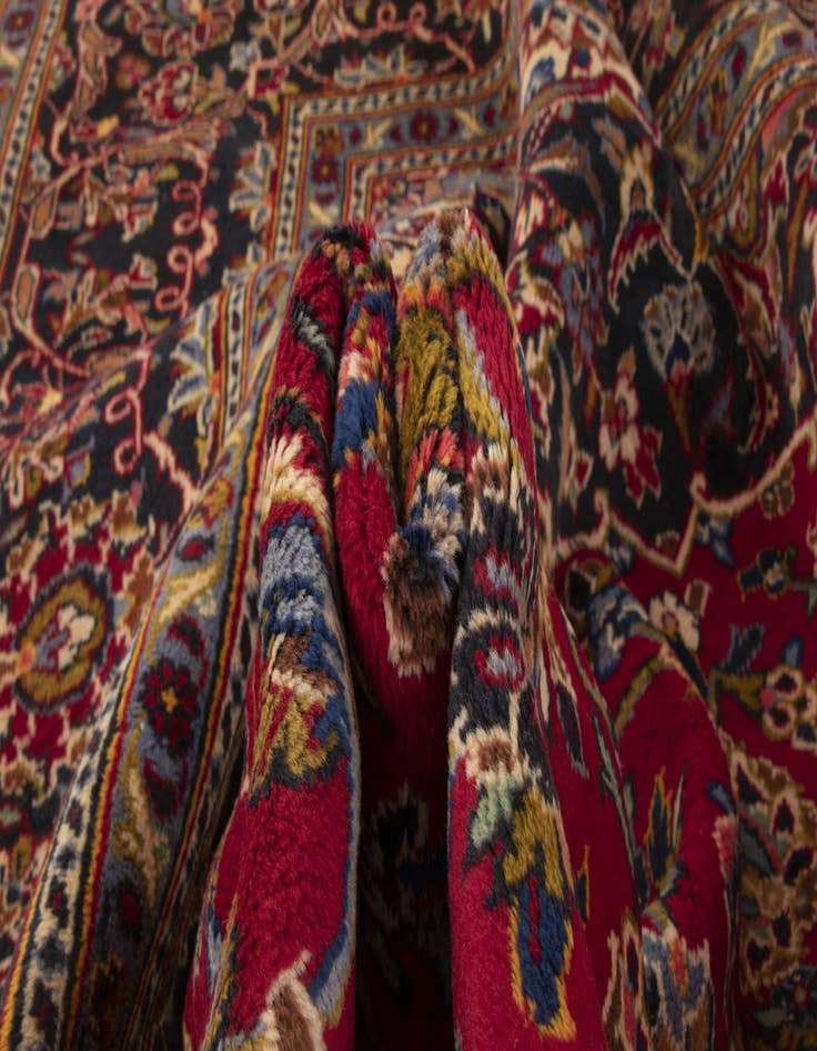 Detail image of 8' 9 x 13'  Hand Knotted Kashan Persian Wool Rug