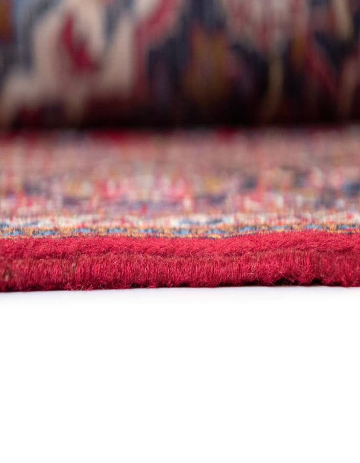 Detail image of 6' 5 x 9' 11  Hand Knotted Kashan Persian Rug