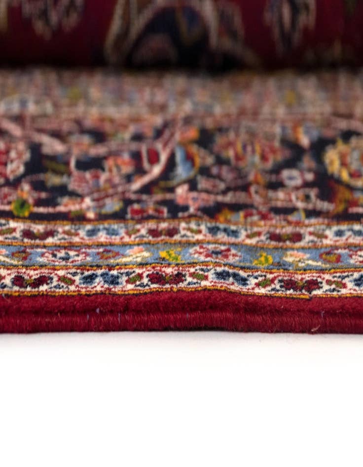 Detail image of 10' x 13' 6 Kashan Wool Rug