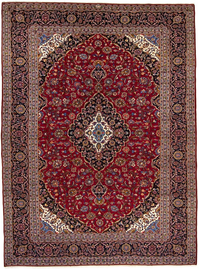 Detail image of 10' x 13' 6 Kashan Wool Rug