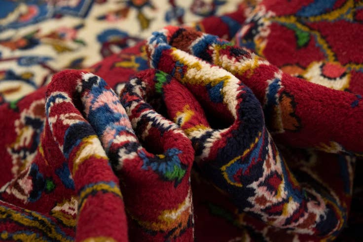Detail image of 9' 10 x 13' 2 Hand Knotted Kashan Persian Wool Rug