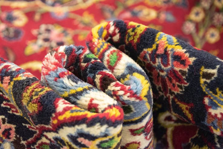 Detail image of 8' x 11' 4 Hand Knotted Kashan Persian Rug