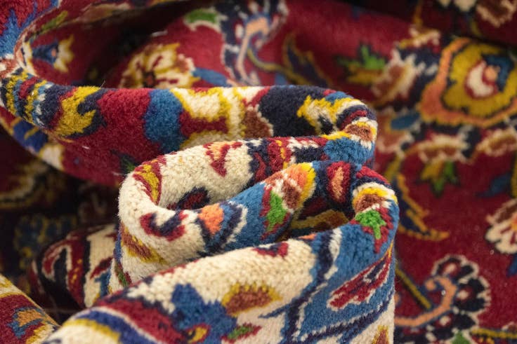 Detail image of 8' 2 x 11' 5 Hand Knotted Kashan Persian Wool Rug