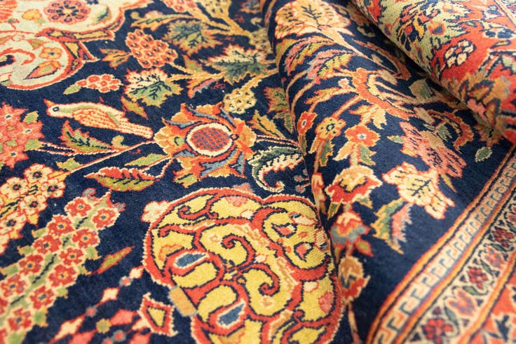 Detail image of 4' 4 x 6' 10 Hand Knotted Kashan Persian Rug