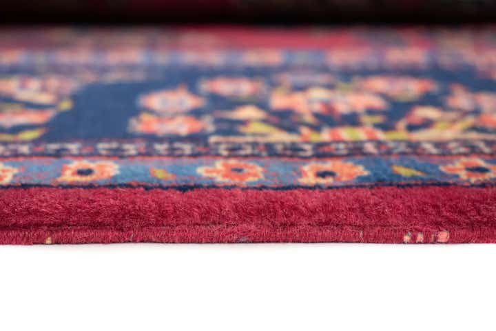 4' 5 x 6' 7 Hand Knotted Kashan Persian Rug