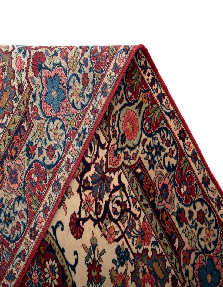 Detail image of 4' 5 x 6' 9 Kashan Rug