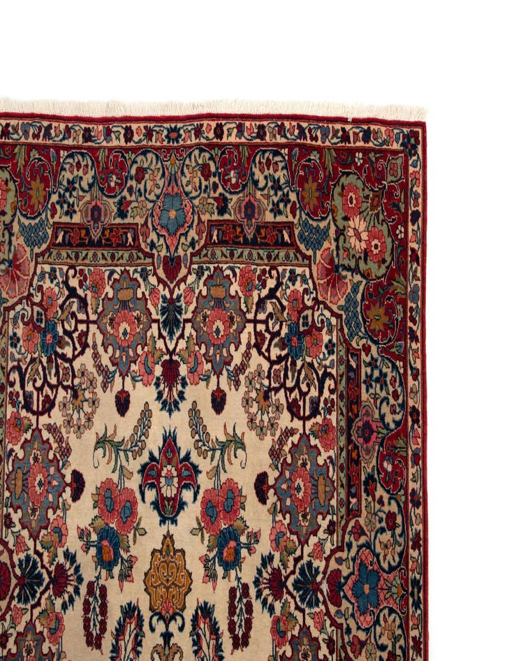 Detail image of 4' 5 x 6' 9 Kashan Rug