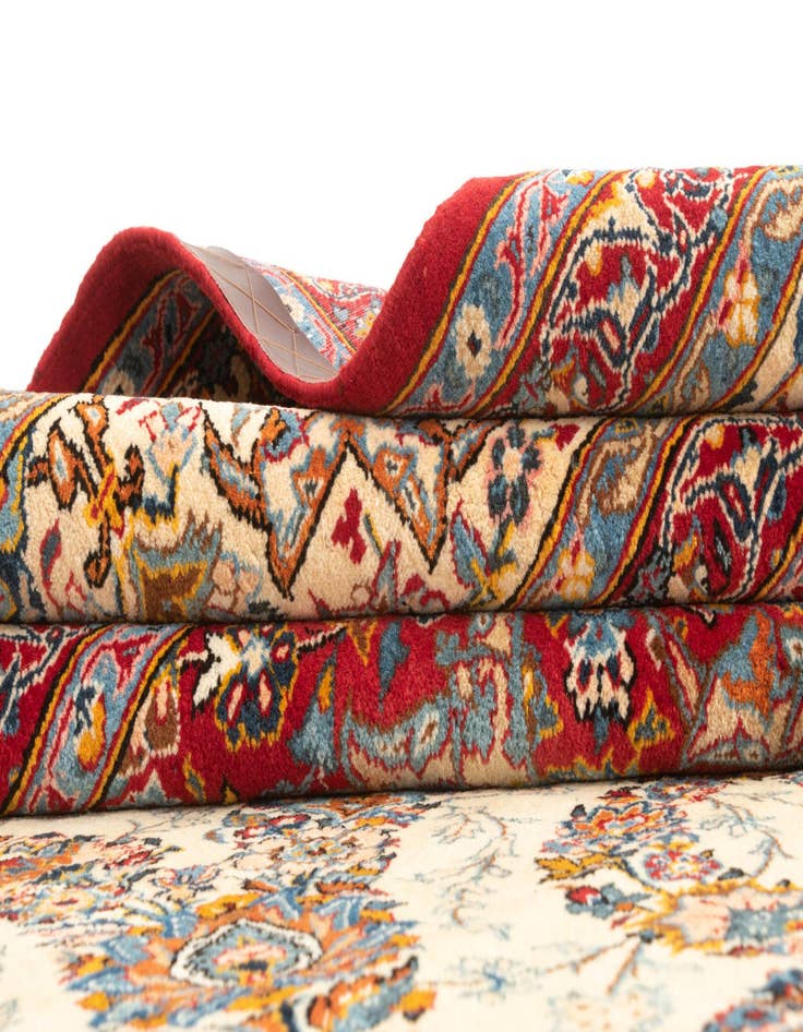 Detail image of 10' 11 x 13' 8 Kashan Rug