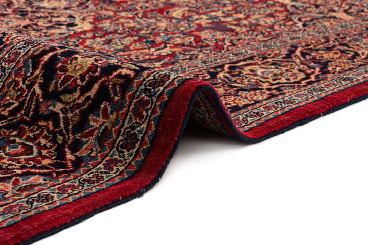 4' 4 x 6' 9 Kashan Rug