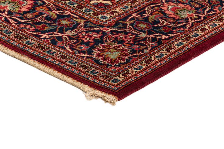 Detail image of 4' 4 x 6' 8 Kashan Rug