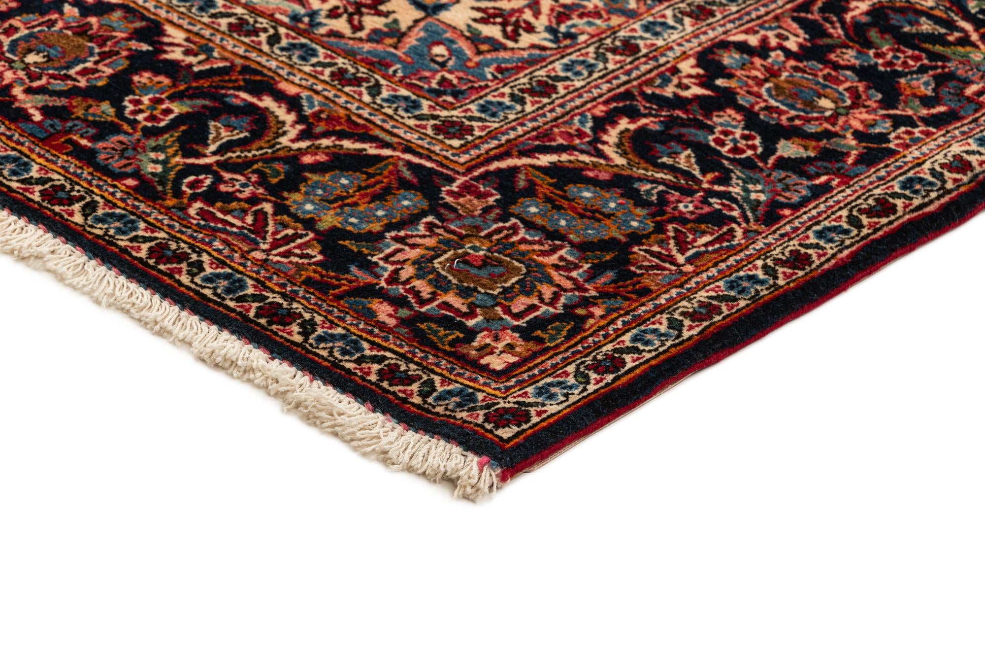 4' 4 x 6' 7 Kashan Rug