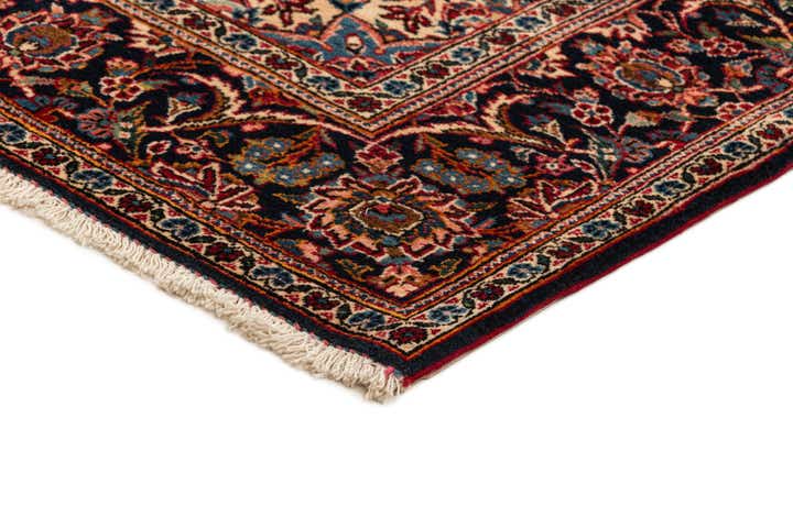 4' 4 x 6' 7 Kashan Rug