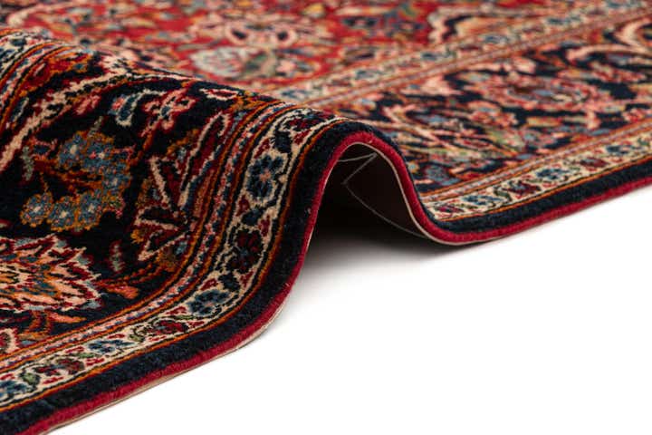 4' 4 x 6' 7 Kashan Rug