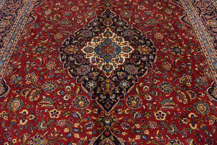 Detail image of 9' 10 x 12' 10 Hand Knotted Kashan Persian Wool Rug