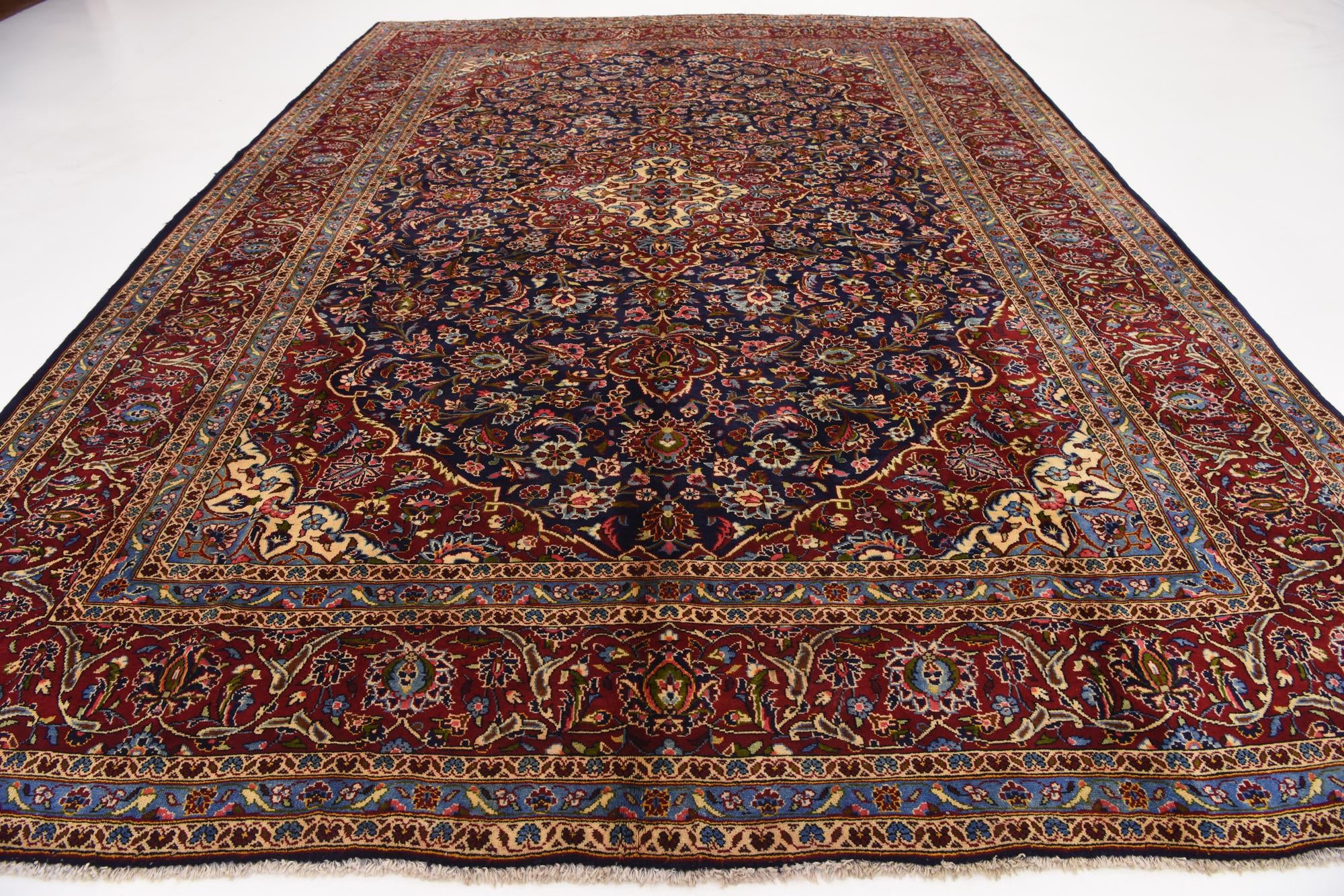 9' 10 x 13' 6 Hand Knotted Kashan Persian Wool Rug