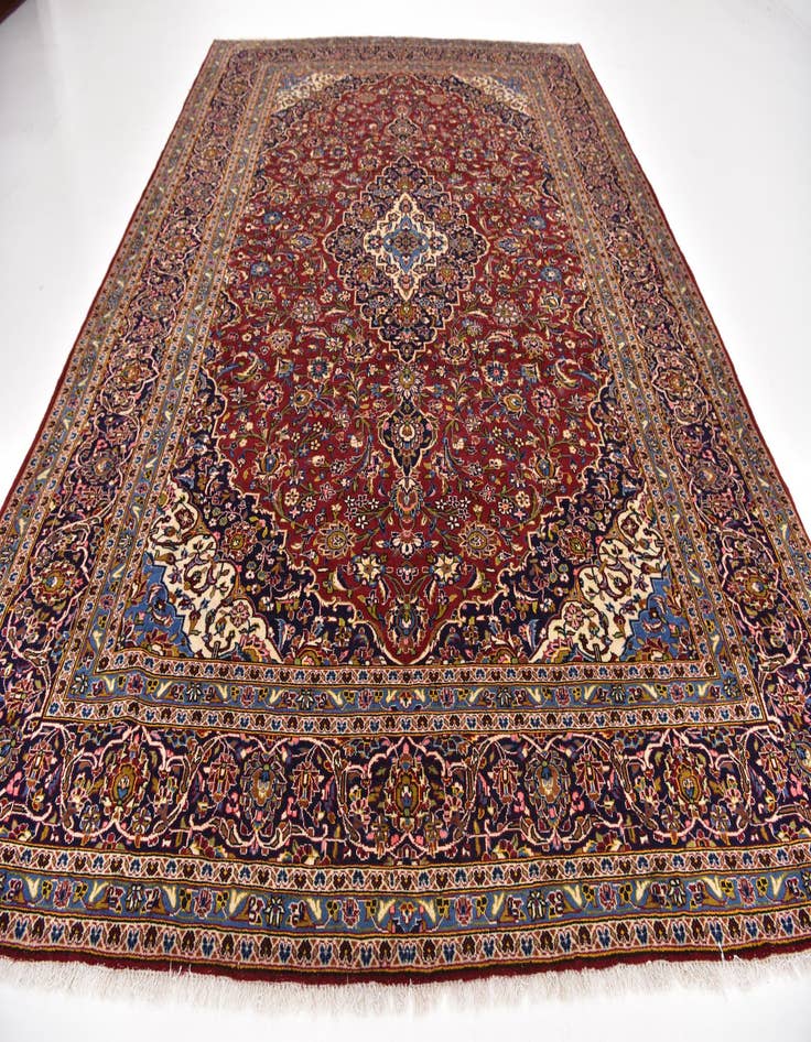 Detail image of 9' 10 x 13' 2 Hand Knotted Kashan Persian Wool Rug