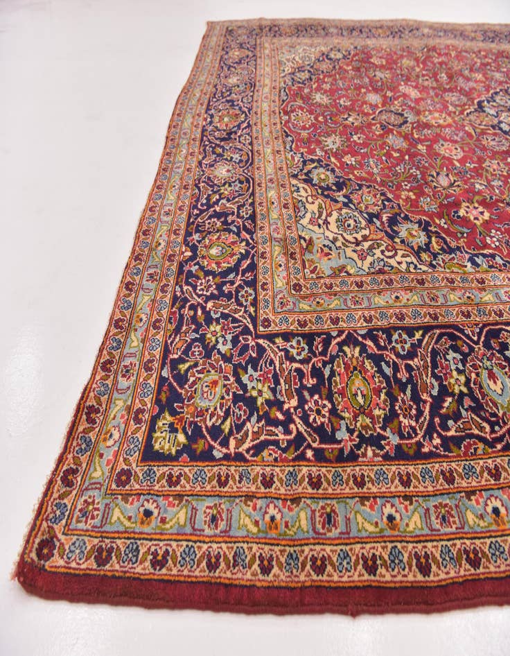 Detail image of 9' 6 x 13' 7  Hand Knotted Kashan Persian Wool Rug